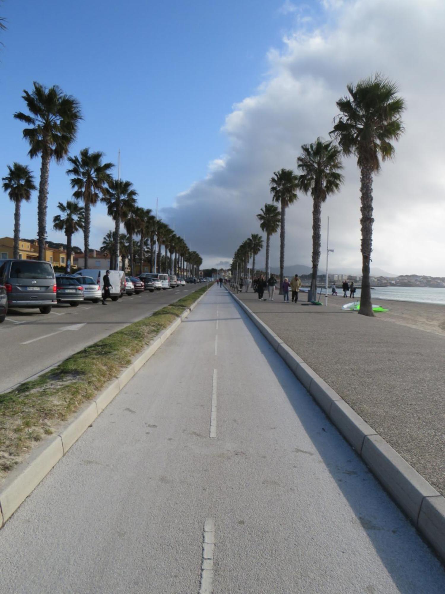 Sanary- La Vie Est Belle- Centre Ville 2 Minutes A Pied- Plage 5 Minutes Buitenkant foto